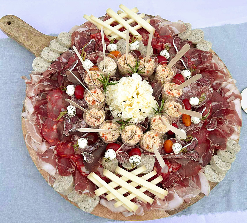 Charcutier traiteur Maitre artisan La Belle Rouge Périgné (79)